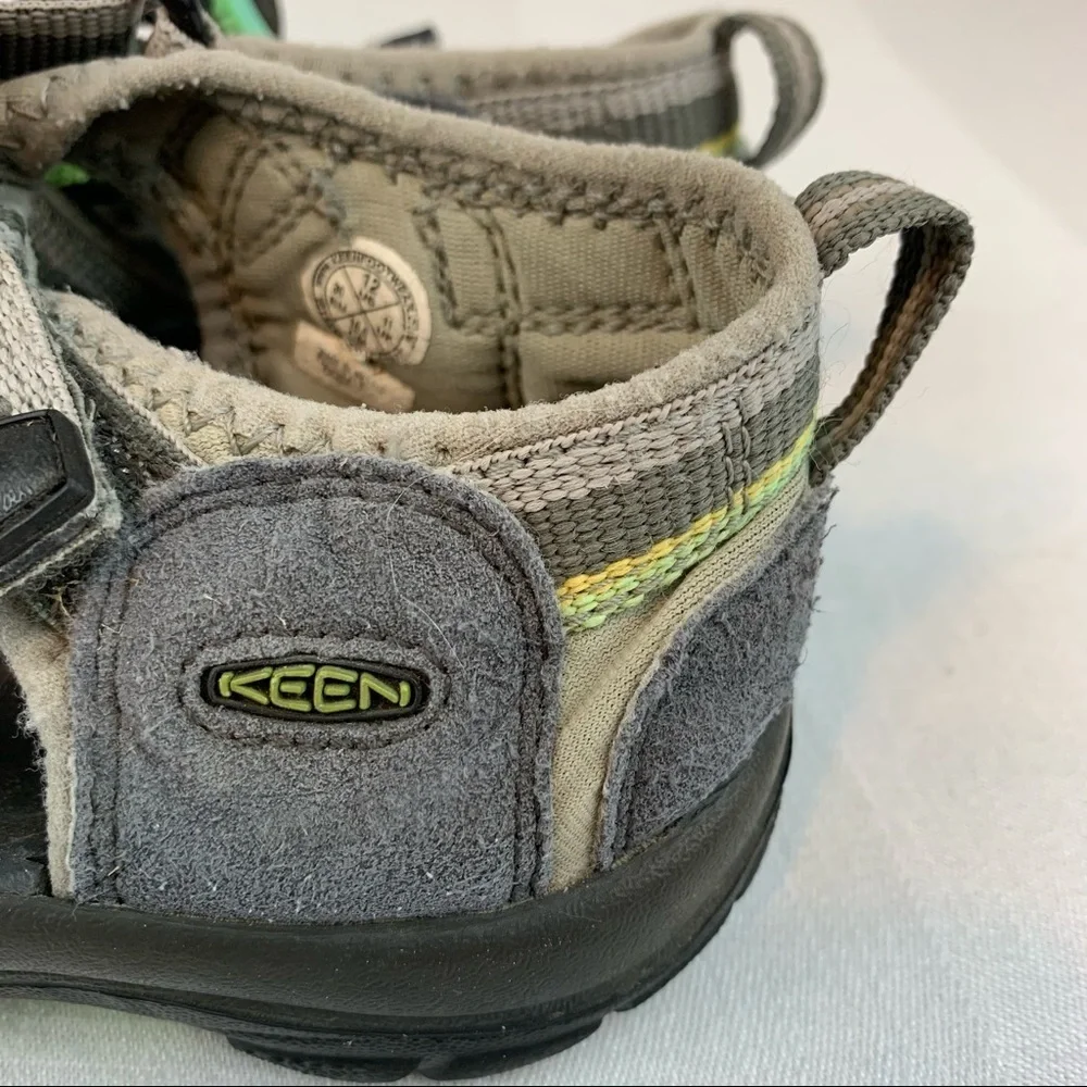 Keen waterproof little
